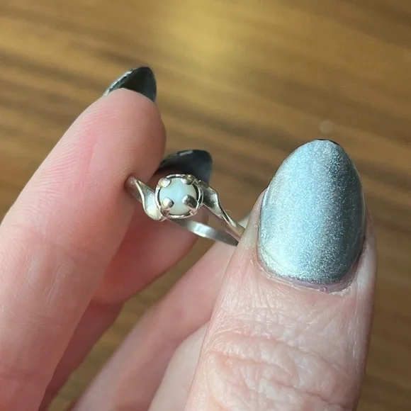 Vintage or Antique Minimalist 10K White Gold and Pale Blue Opal (?) Stone Ring